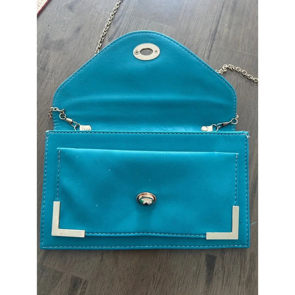 Teal Envelope Clutch Bag Gold Hardware Chain Strap Crossbody Turquoise Faux Leat